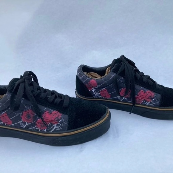 Vans Old School Roses/ Skeleton Stems/ Spiderwebs - Picture 9 of 9